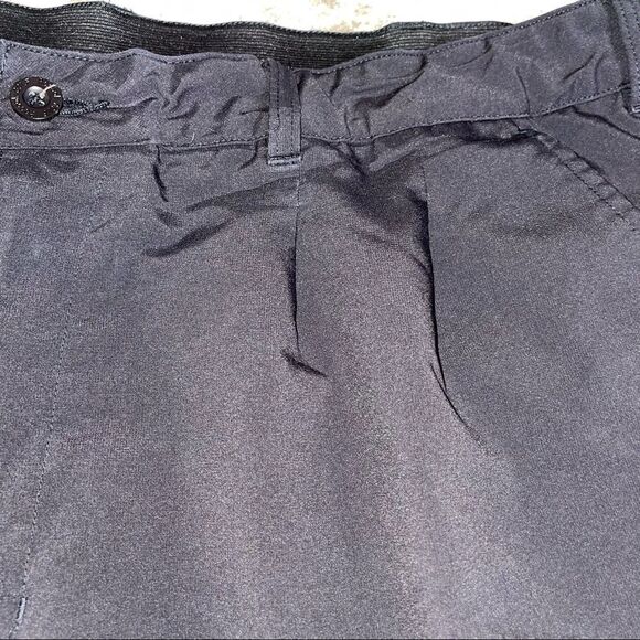 Men's reebok golf black pleated front lightweight 46" waist pants - Picture 6 of 6